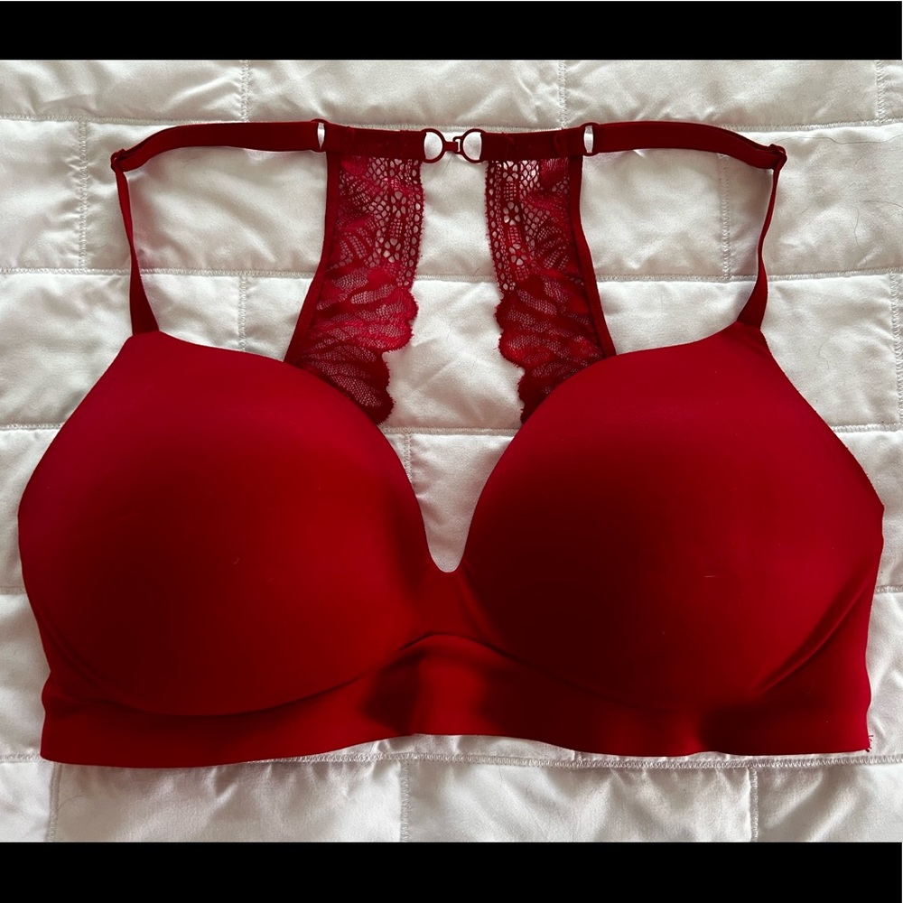 Victoria secret wireless push up bra 34 DD